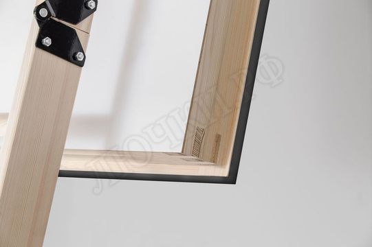 Чердачная лестница Oman MAXI EI45 600*1300*2800 Чердачная лестница Oman MAXI EI45 600*1300*2800