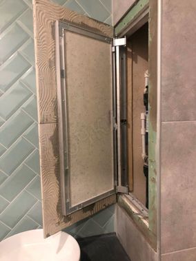 Люк под плитку Нажимной Стелс 500*600 Люк под плитку Нажимной Стелс 500*600