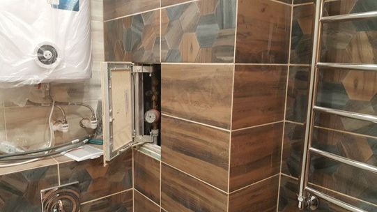 Люк под плитку Нажимной Секрет-Лайт 200*250 Люк под плитку Нажимной Секрет-Лайт 200*250