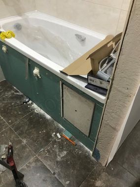 Люк под плитку Нажимной Секрет-Лайт 200*250 Люк под плитку Нажимной Секрет-Лайт 200*250