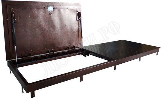 Напольный люк Дворник Короб, стальной рифленый лист, 2 створки Напольный люк Дворник Короб, стальной рифленый лист, 2 створки