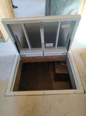 Напольный люк Самоподъемный Невидимка уголок 2 створки Напольный люк Самоподъемный Невидимка уголок 2 створки