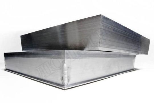 Напольный люк Премиум 54 мм 2 створки 300*1400 Напольный люк Премиум 54 мм 2 створки 300*1400